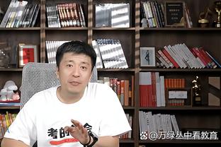 记者：菲利普斯愿意租借到尤文 加盟后洛卡特利可能改踢边前腰